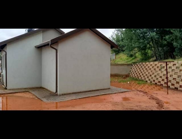 2 BEDROOM HOUSE FOR SALE IN WILFORDON